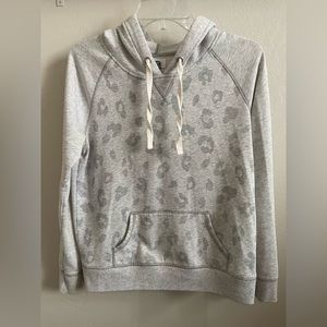 Grey leopard print old navy hoodie small